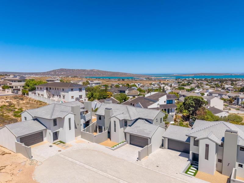 3 Bedroom Property for Sale in Country Club Western Cape